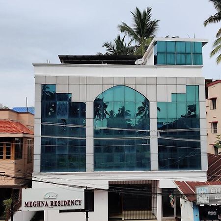 Meghna Residency Hotel Thiruvananthapuram Ngoại thất bức ảnh