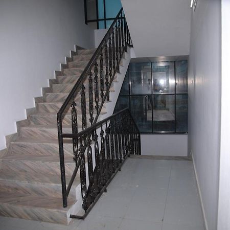 Meghna Residency Hotel Thiruvananthapuram Ngoại thất bức ảnh